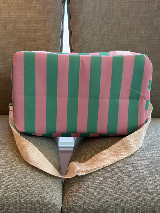 STANLEY 40oz Tumbler & ‘Cool Planet’ Soft Cooler Bag in Pink & Green - NWT - Picture 4 of 9